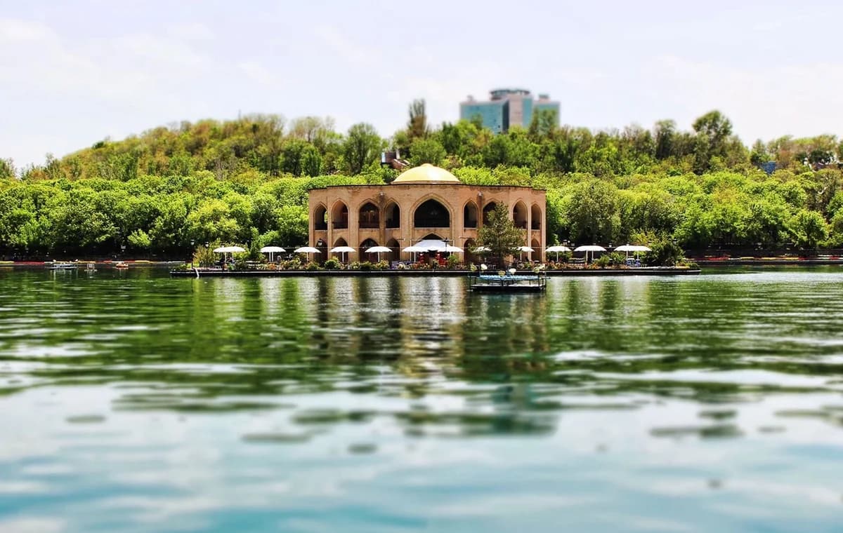 جاهای دیدنی تبریز؛ ۴۰ مکان‌ تاریخی، طبیعی و تفریحی