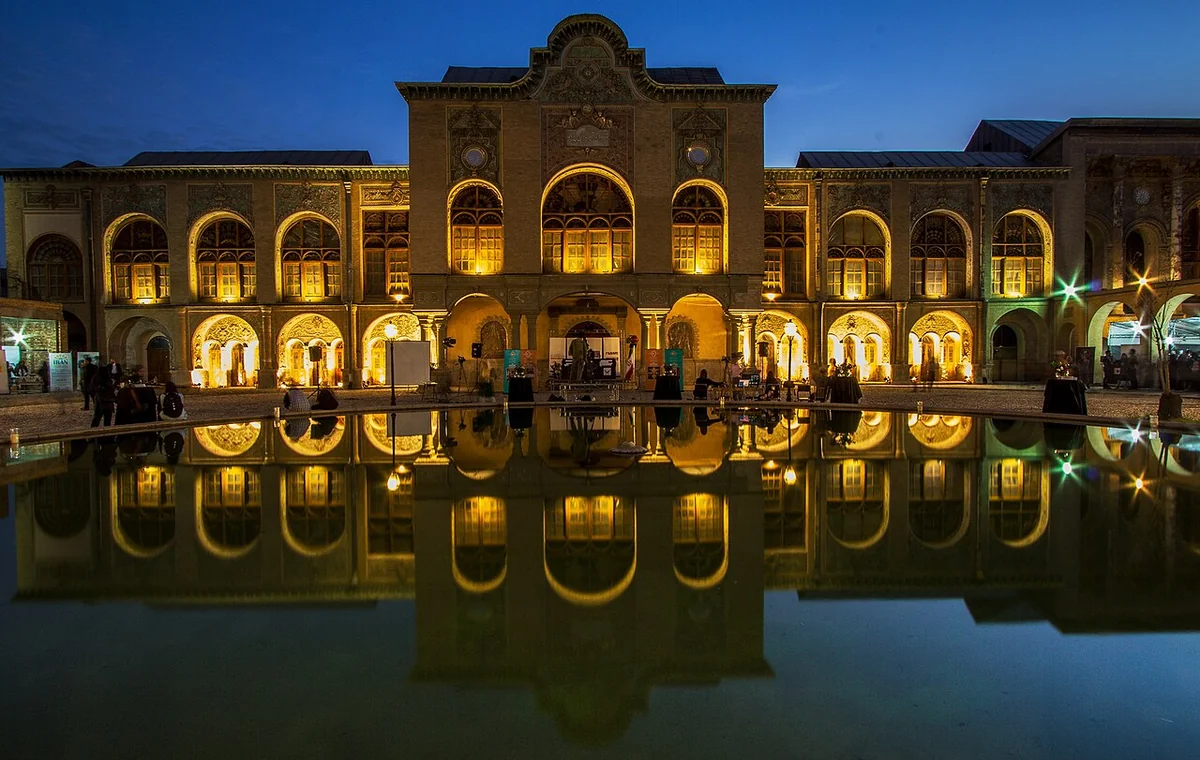 ۹. مجموعه فرهنگی تاریخی سعدآباد