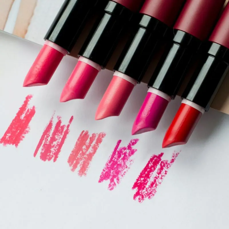 پرفروش‌ترین رنگ‌های رژ لب مات گلدن رز سری Velvet Matte 