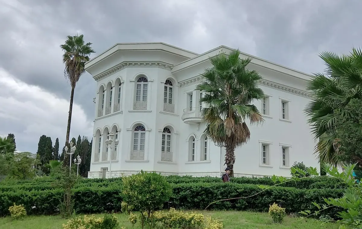 کاخ مرمر رامسر
